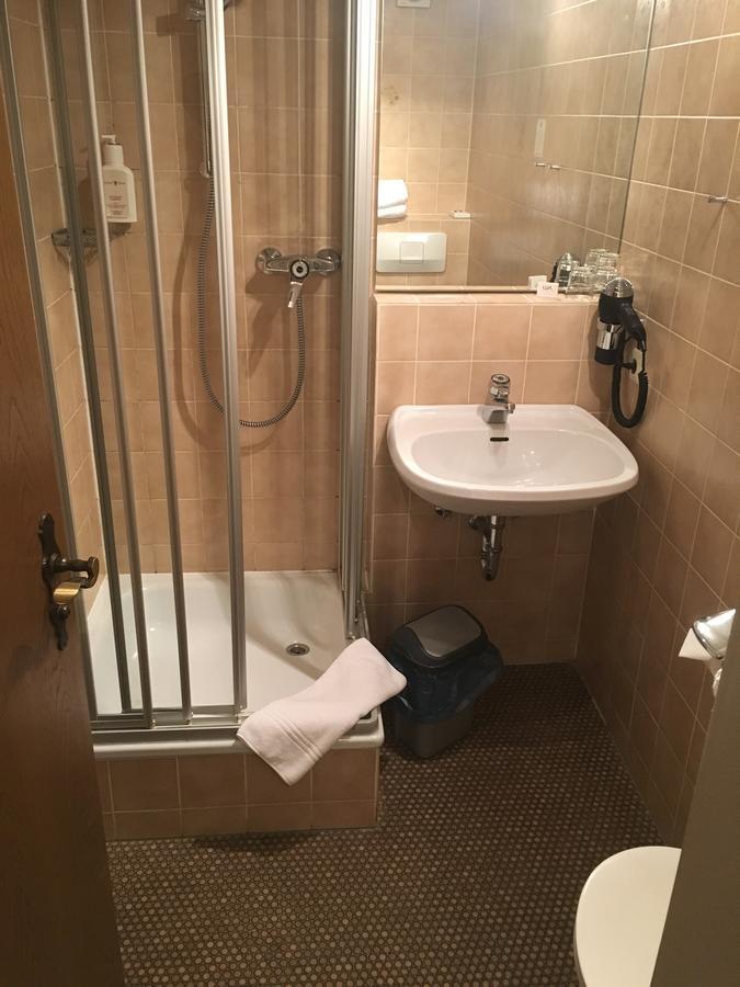 Landhotel Traube Констанц Экстерьер фото